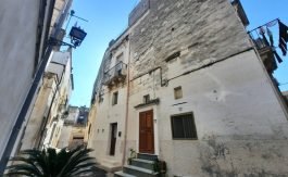 VENDITA APPARTAMENTO INDIPENDENTE VIA BATTISTA GROTTAGLIE